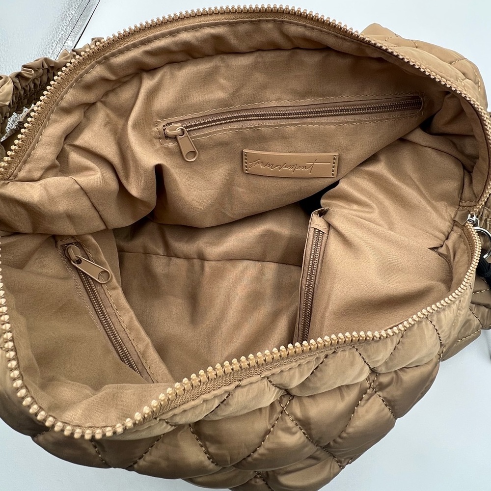 FP MOVEMENT RUN ABOUT SLING BAG - Picture 12 of 12